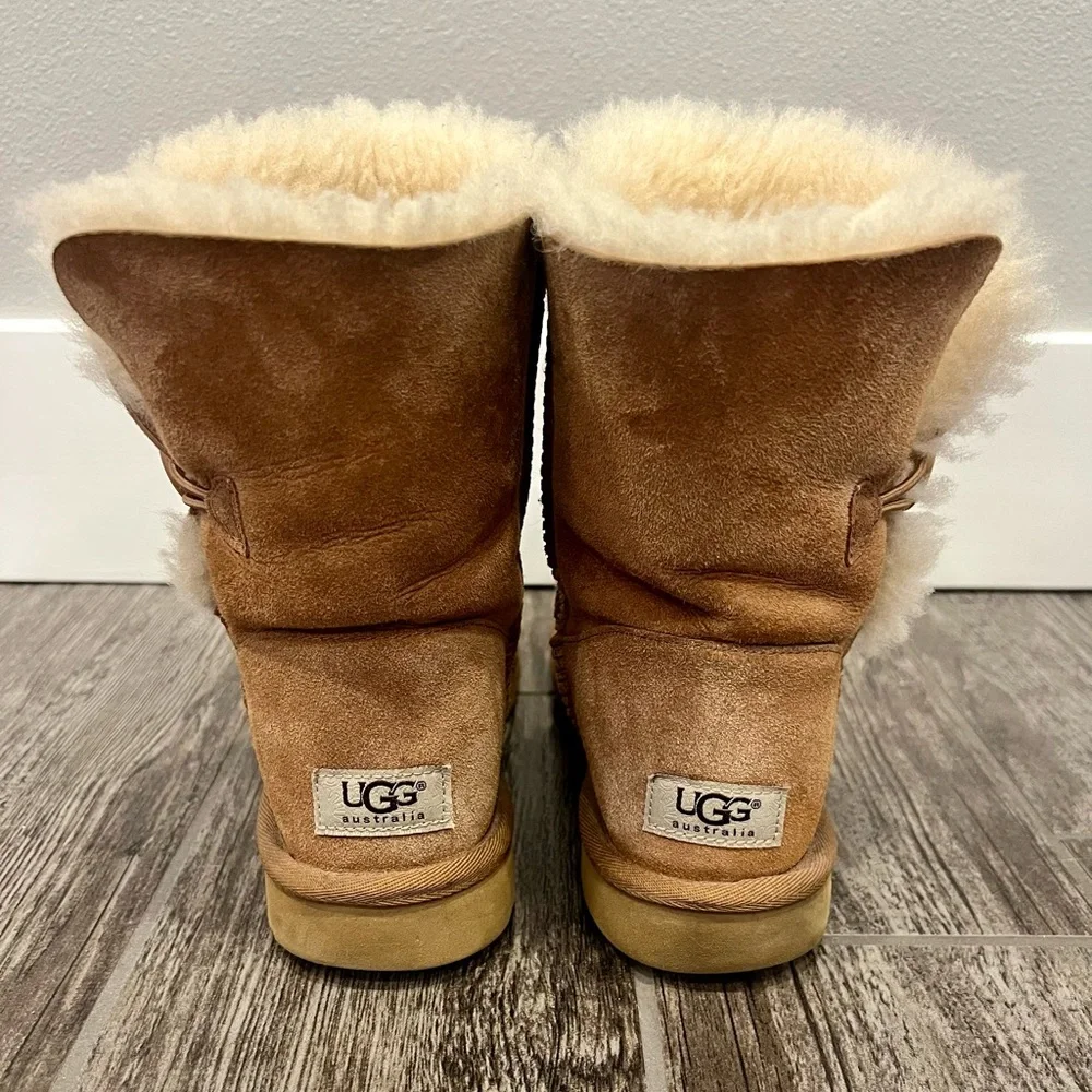 UGG Bailey Button Boots - Picture 4 of 5